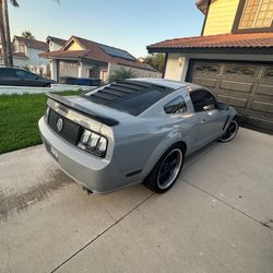 2005 Ford Mustang