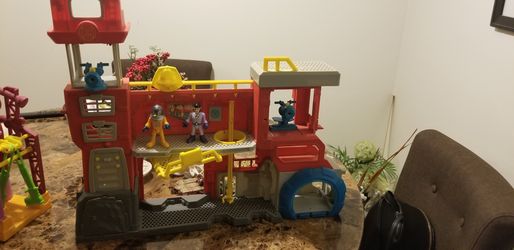 Imaginext firefighter station