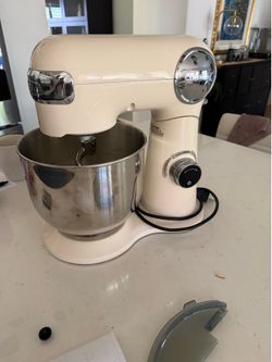 Cuisinart Stand Mixer