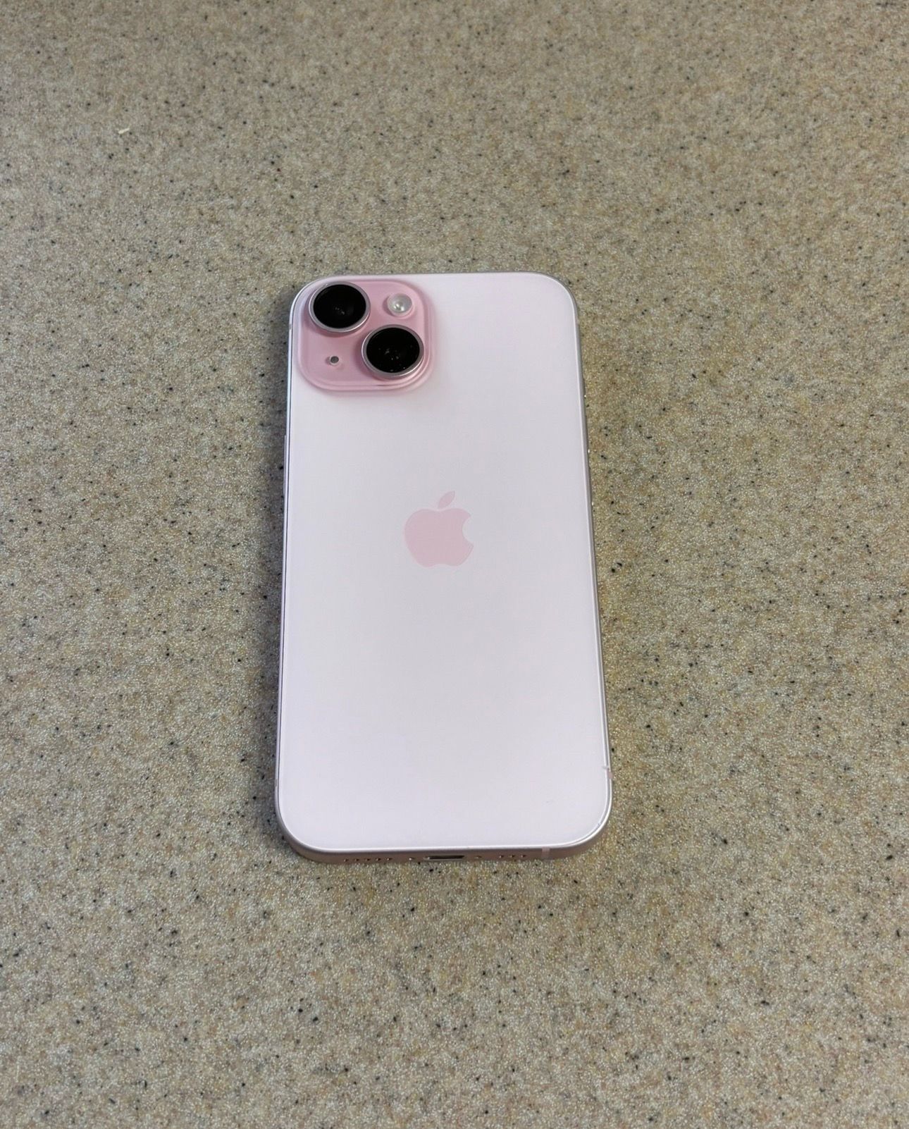 iPhone 15 Plus 128gb Unlocked $510 or best offer