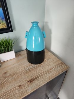 Cav G Bitossi & Figli Vase