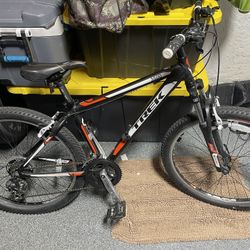 Trek 3500