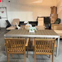  🔥Set of 5🔥Outdoor Aluminum Dining Table with Faux Wood Top, Gray Solid teak outdoor dining table with stackable, curved armrests, all-weather seati