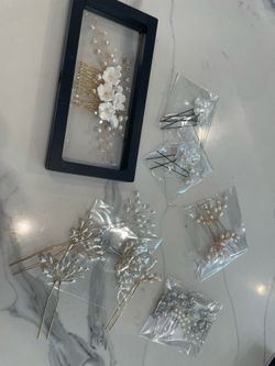 Hair accessories (wedding)