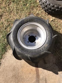 Sand shark paddle tire