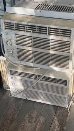 Air conditioner x2