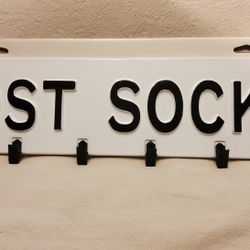 Laundry Sign "Lost Socks"