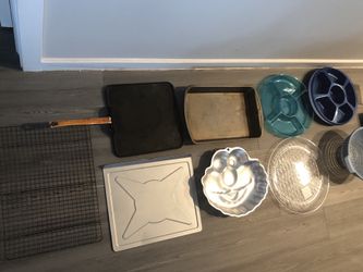 baking dishes, pizza - pan and everything in the photo for $ 15