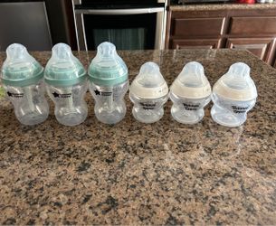 Tommee Tippee Advanced Anti-Colic baby bottles
