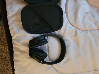 Bose QC35 Noise cancelling headphones