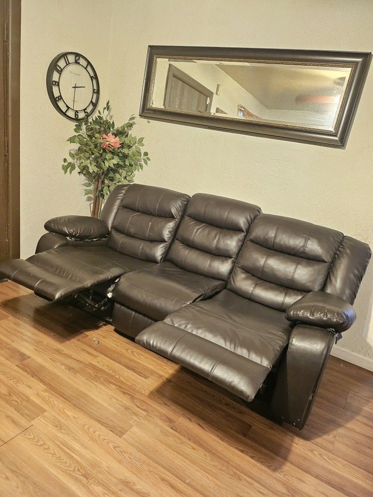 Set Of 2 Recliners Sofa Set Sillones