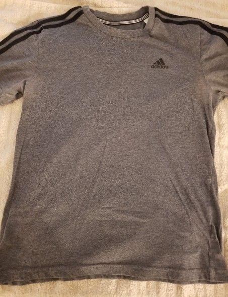 Adidas T-Shirt (Gray)