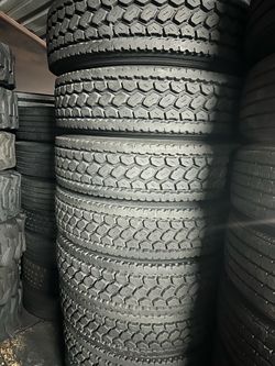 295/75/22.5 traction recaps