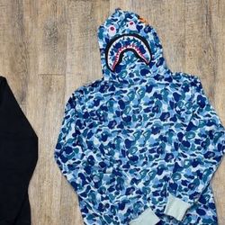 Bape Hoodie Size: S,M,L,Xl