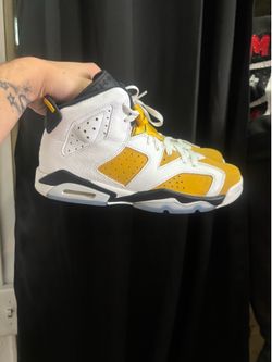 Jordan 6 white and yellow size 7