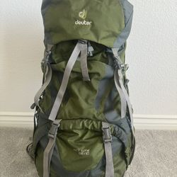 Travel/ Hiking Backpack