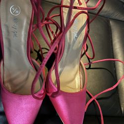 Never worn Beautiful Fuchsia Strappy Heels  