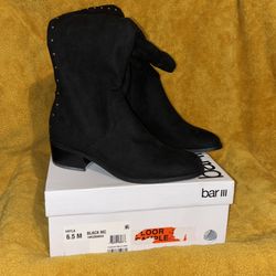 BAR III Women’s Black Stretch Gore Studded Padded “Vayla” Zip-Up Riding Boot