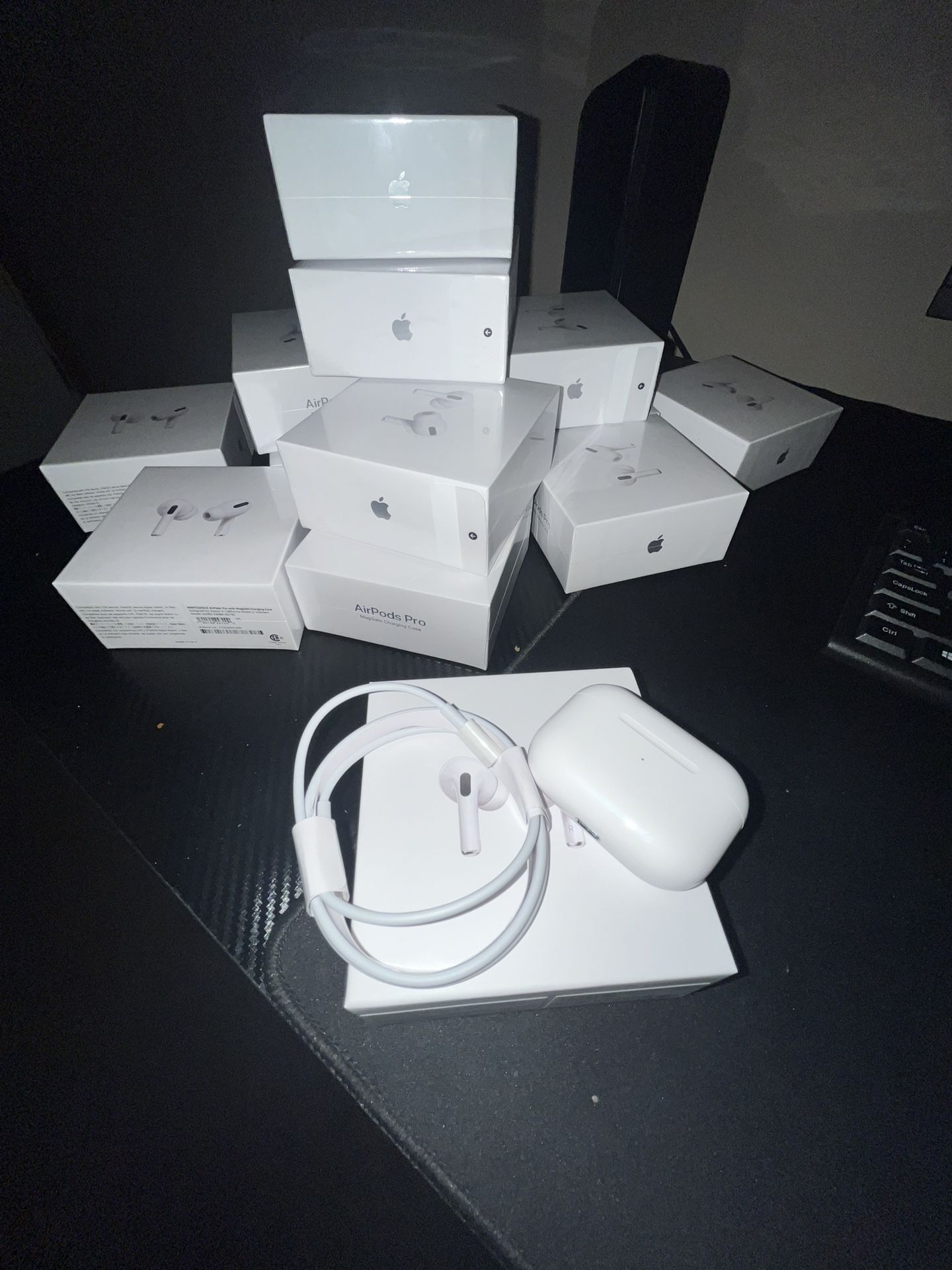 AirPods Pro 2nd Generation with MagSafe Case (USB‑C)