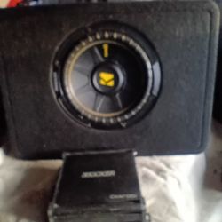 Kicker 10 In Box With Kicker Amp 