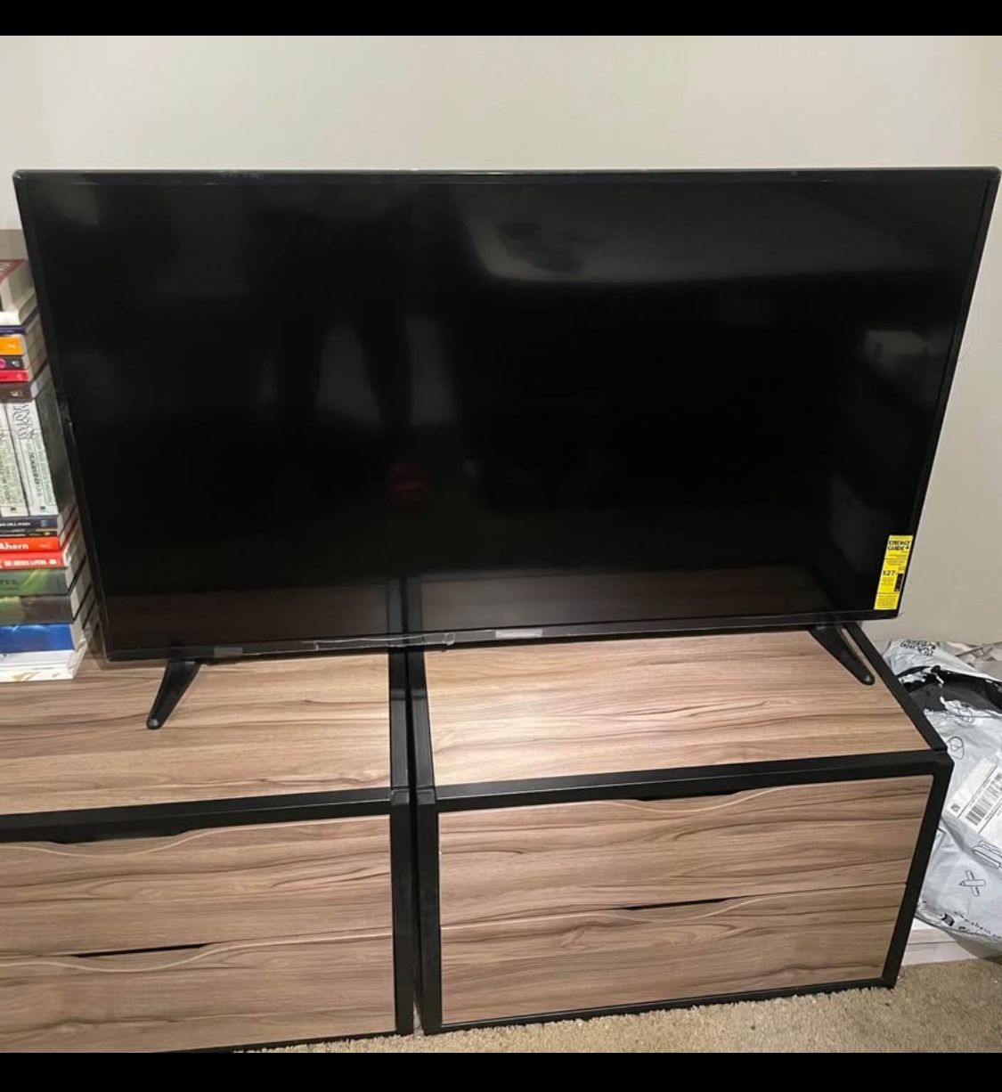Insignia TV