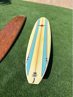 Deluxe surfboard