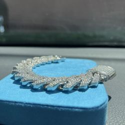 Moissanite Cuban Bracelet 21mm