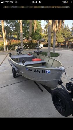 Aluminum boat