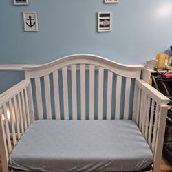 Graco Cradle/Toddler Bed