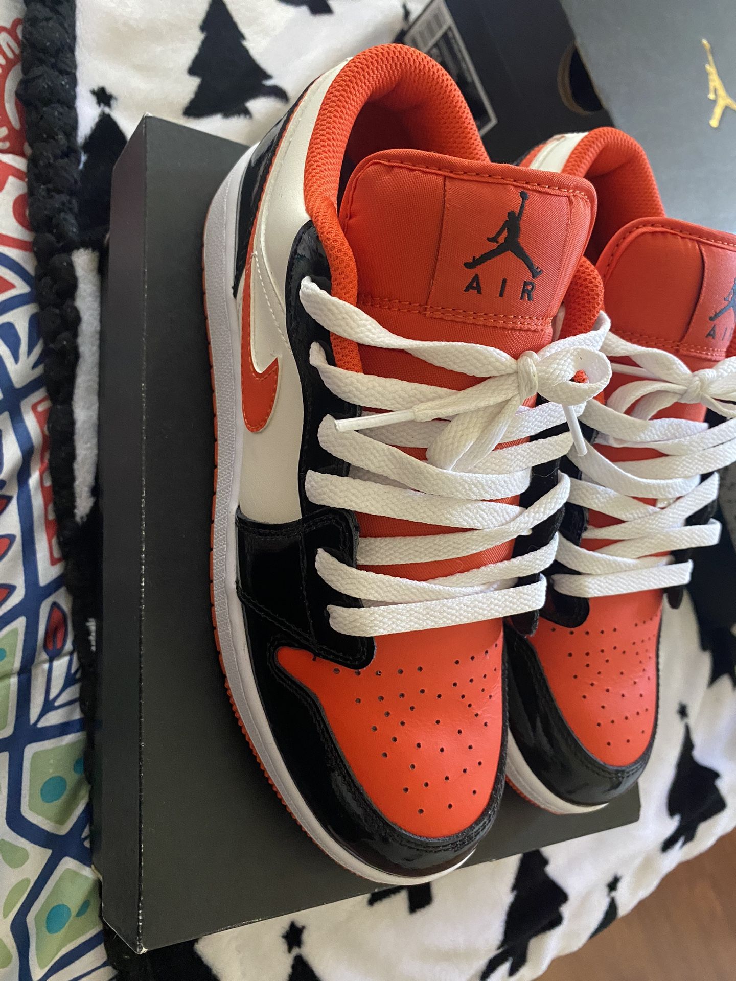 Air Jordan 1 Low 