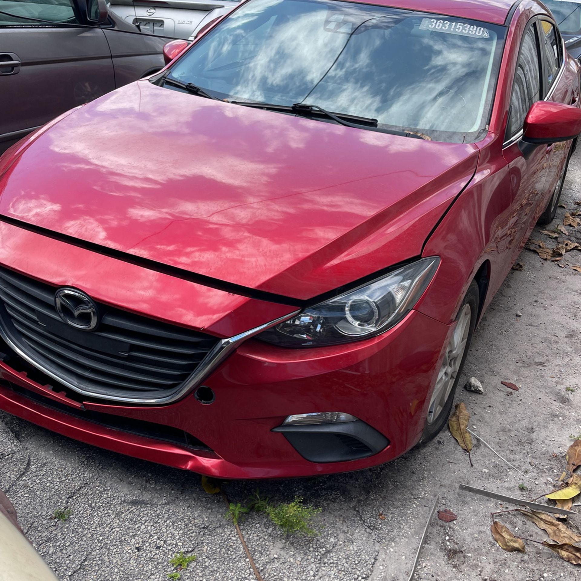 Mazda 3 Sport 2016 Body Damage 