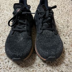 Boys Adidas Ultra Boost Size 7
