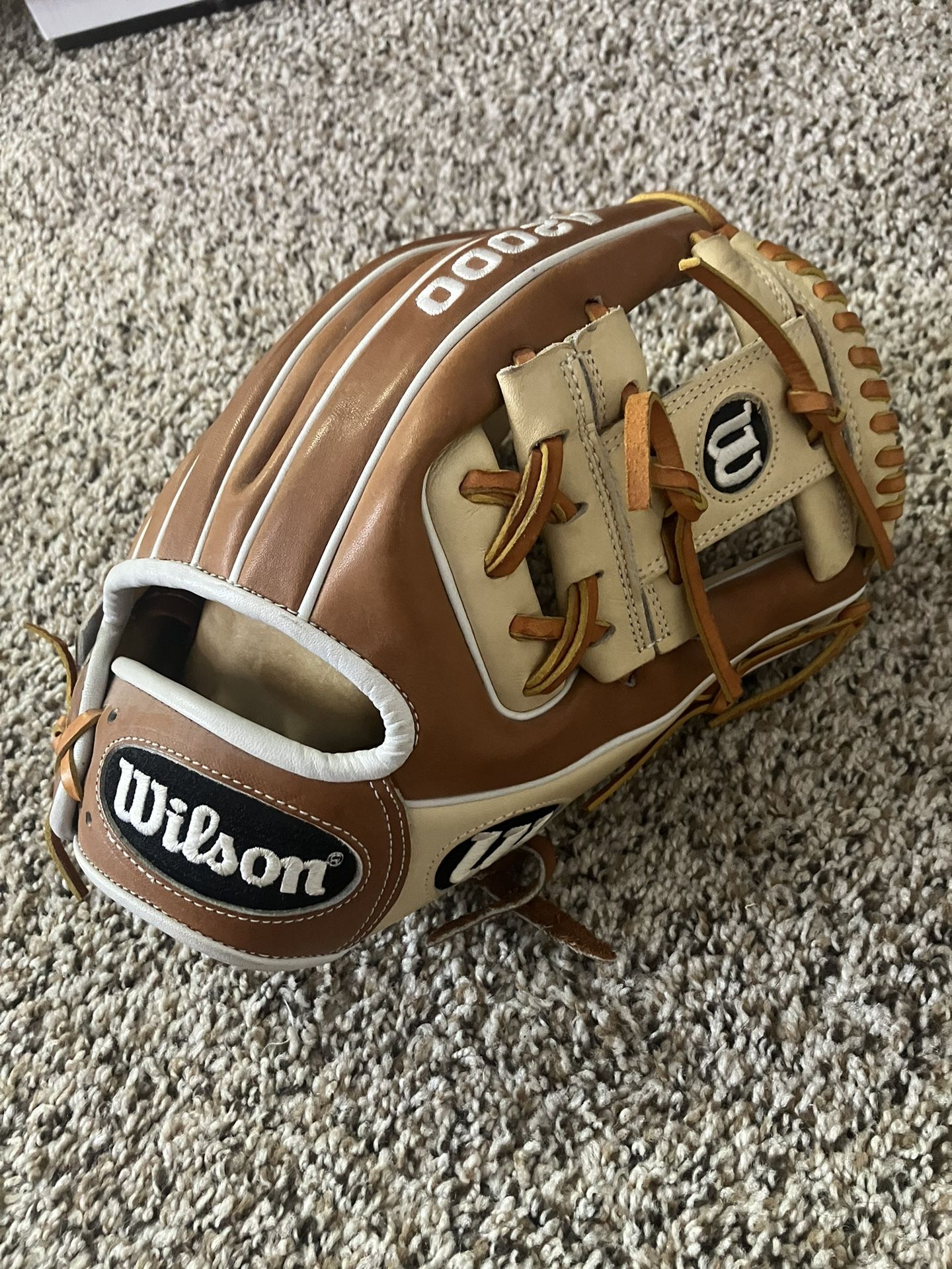 Wilson A2000 11.5” Baseball Infield Glove