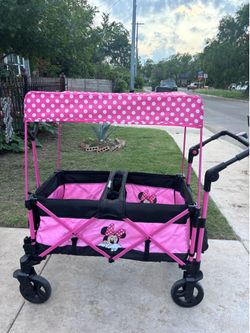 Minnie Mouse wagon