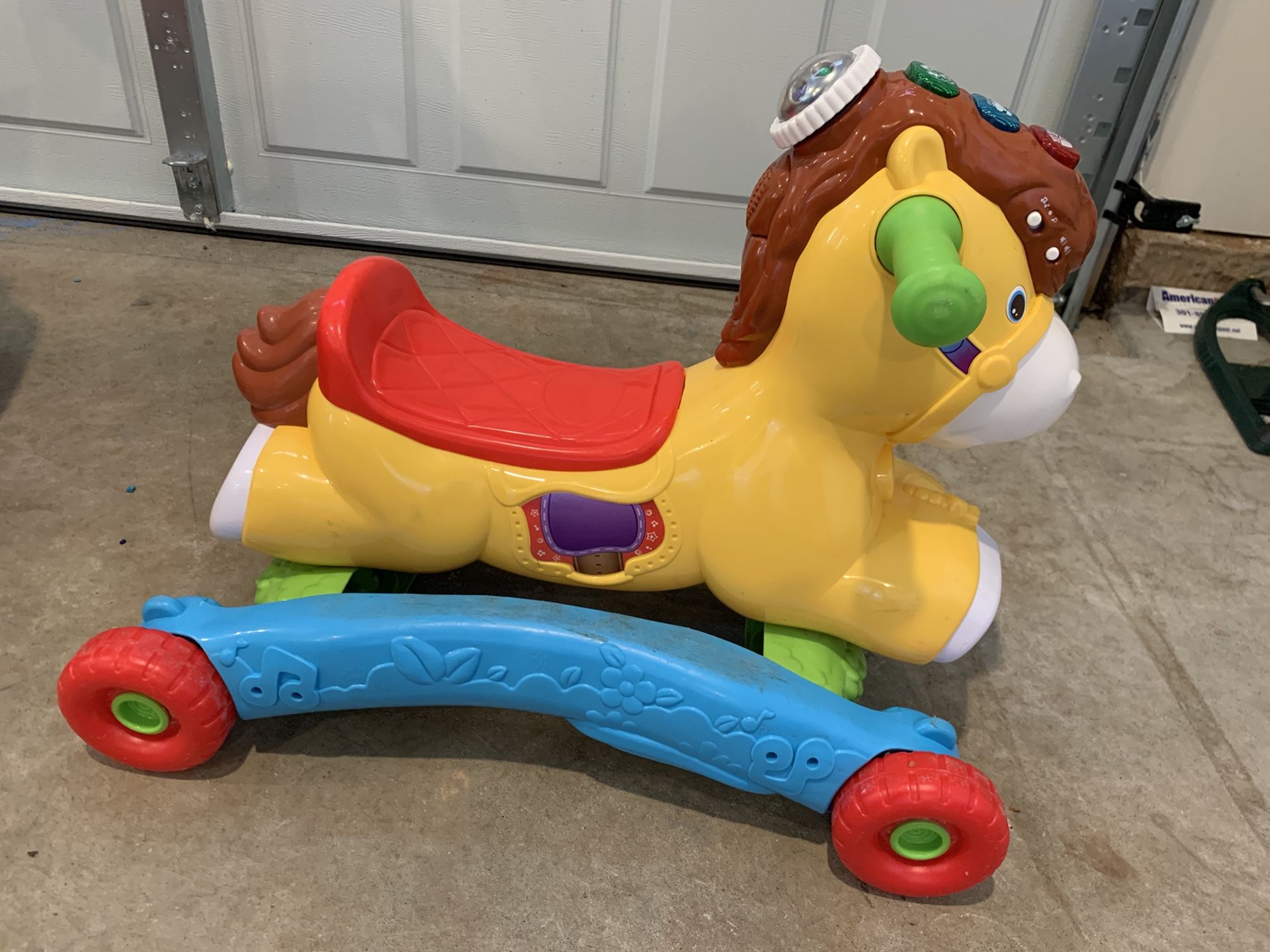 Rocking Horse (also can roll on wheels)