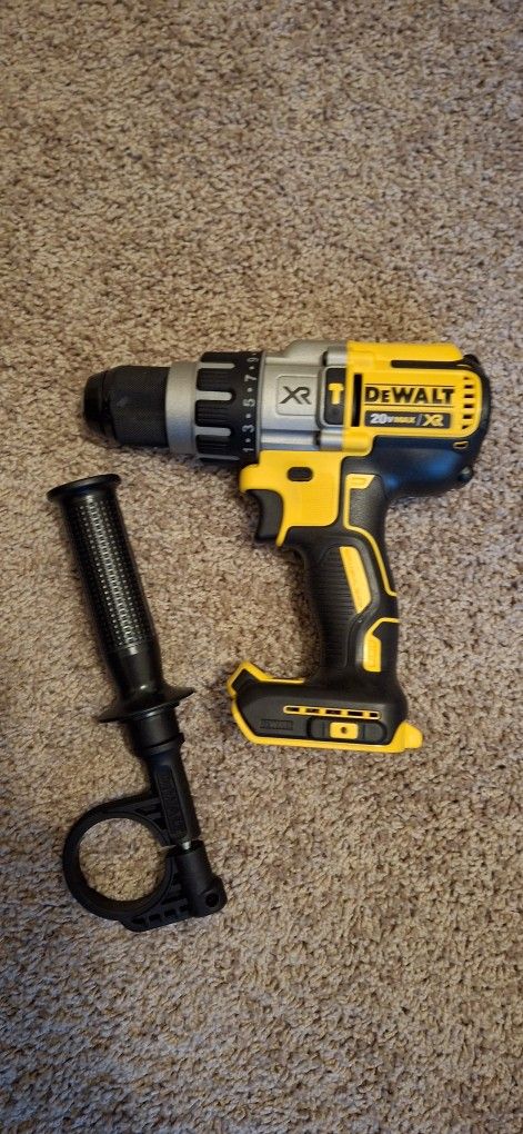 Brand New Dewalt 20v Xr Brushless 3-Speed Hammer Drill Tool Only $100 FIRM ON PRICE
