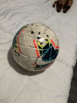 Nike Magia Soccer Ball Size 5