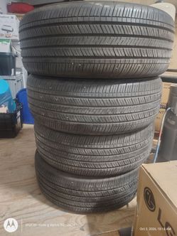 P235/55r20 Goodyear eagle touring only 200.00 for the set