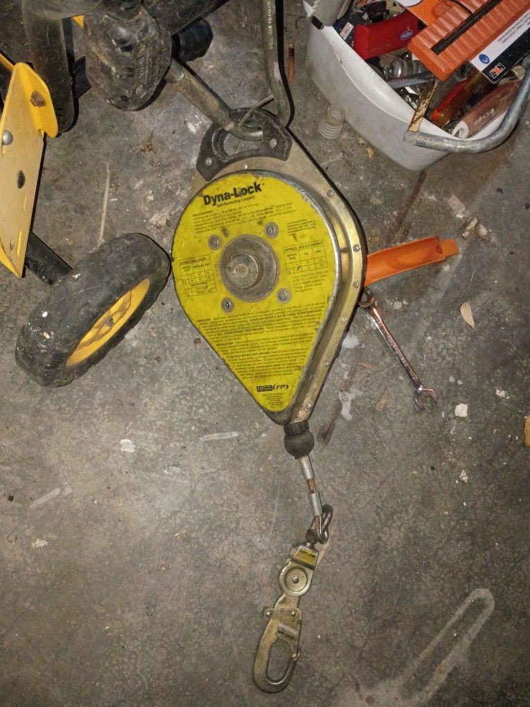 Self Retracting Lanyard