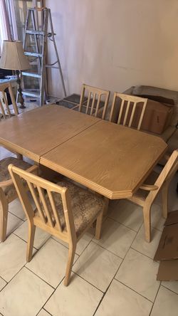 Woden table with 6 wooden chairs