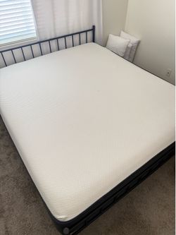 Cali king bed and frame