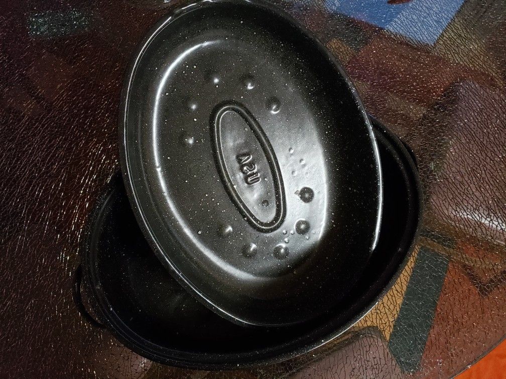 Graniteware Oval Roaster Pan