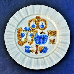 MCM Bennington White Art Pottery 10" Plate W Hanger #1655 