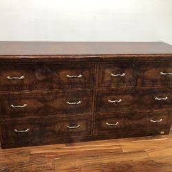 Italian Dresser / Sideboard - 6 Drawers 