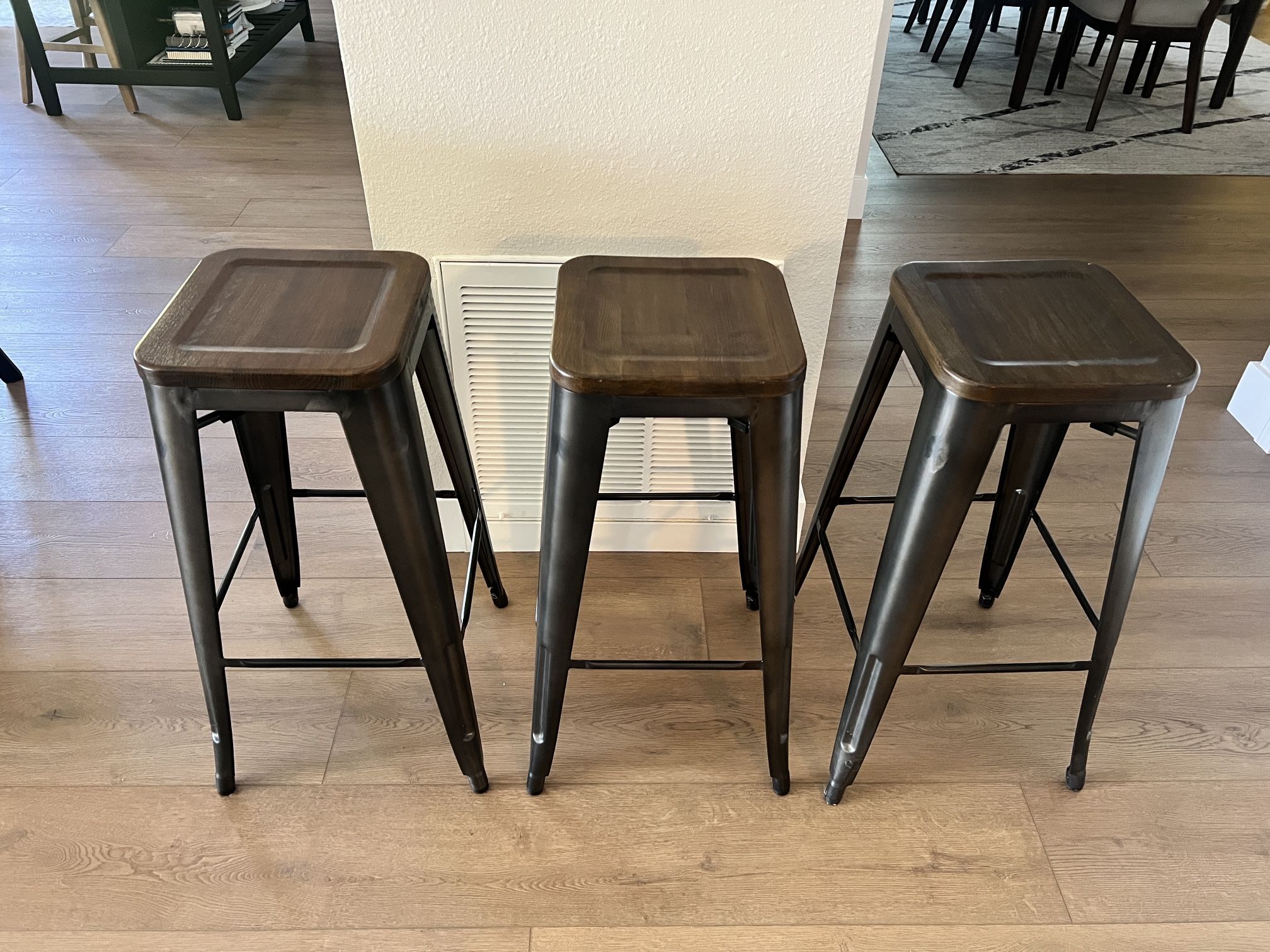 Offer Up Bar Stoolsnull