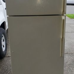 67.5 inch tall refrigerator