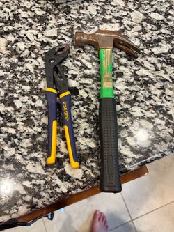 Vise-Grip Pliers and Claw Hammer Set