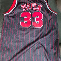 Scottie Pippen Bulls Jersey