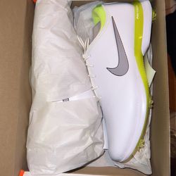 Nike Air Zoom Victory Tour 2