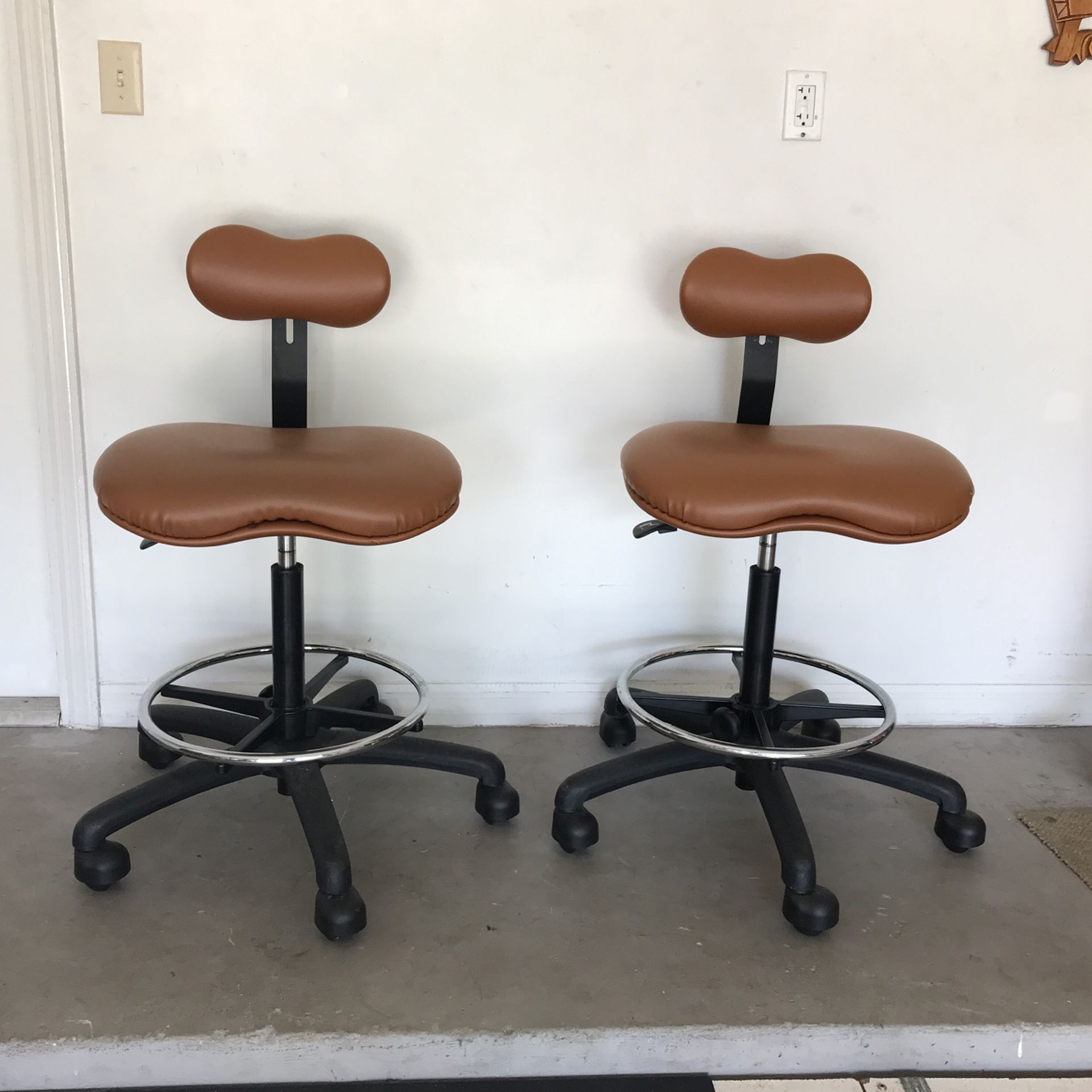 Adjustable Medical Stool Chairs With Back